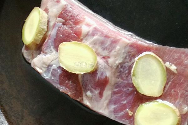 尖椒回锅肉的做法图解2