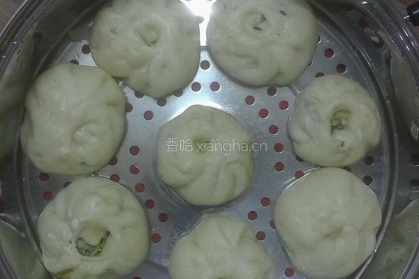 圆白菜木耳猪肉馅儿包子的做法图解10