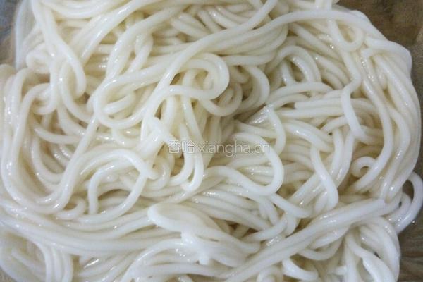 红尖椒配鸡蔬（凉面）的做法图解4