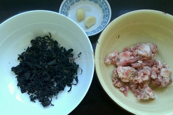 海菜包子的做法图解1