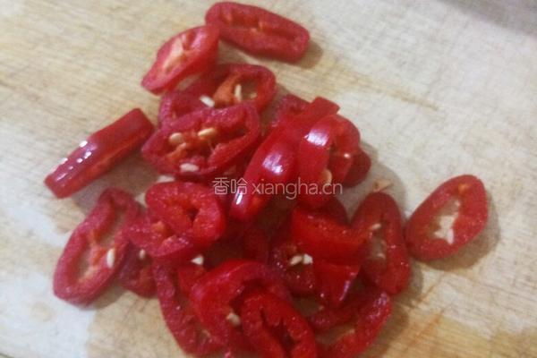 红尖椒炒豆渣的做法图解2