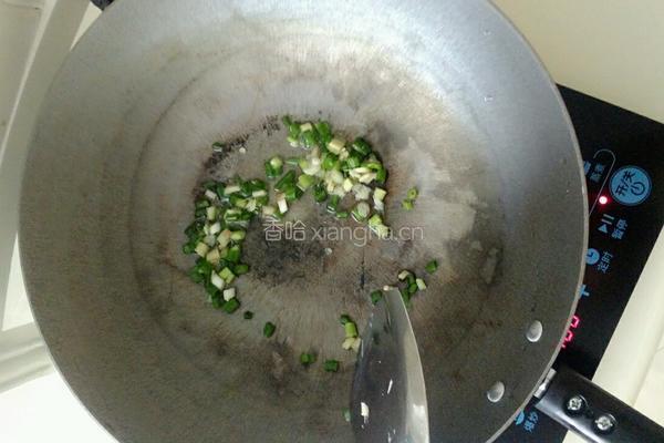 青椒炒肉丝的做法图解5