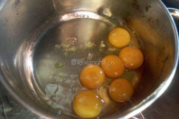 蒸蛋糕的做法图解1