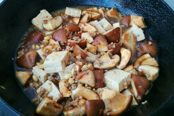肉末香菇炖豆腐的做法图解9