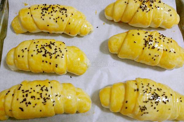 蜜豆牛角包的做法图解16