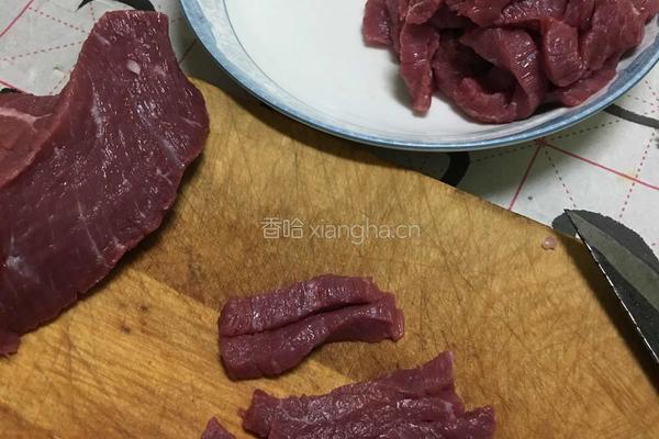 多汁黑椒牛柳的做法图解1