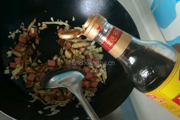 酱油炒饭的做法图解6