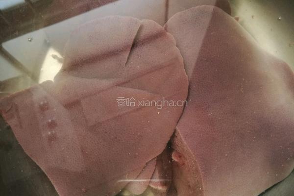宝宝辅食猪肝粉的做法图解1