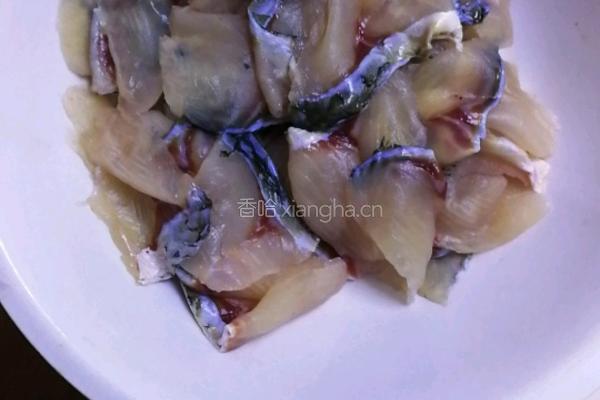 自制酸菜鱼的做法图解1