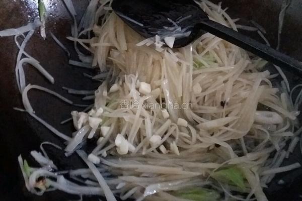 蒜蓉土豆丝的做法图解5