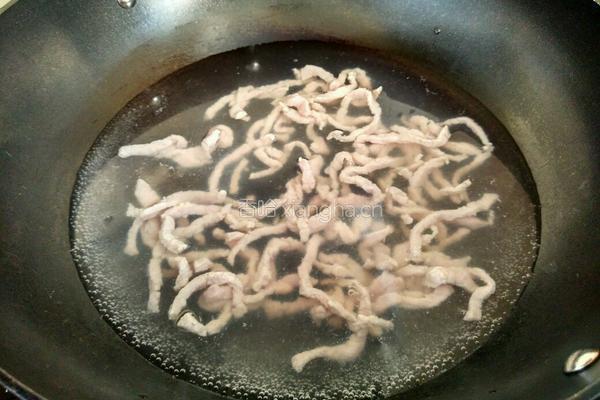 皮蛋瘦肉粥的做法图解7