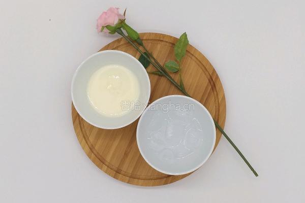 草莓芒果思慕昔的做法图解2