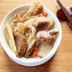 油螺煲鸡汤的做法[图]