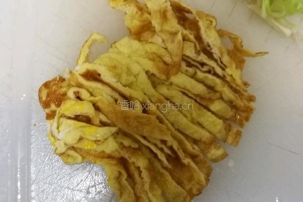 蛋炒面的做法图解1