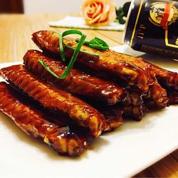 黑啤子姜焖鸭翅的做法[图]