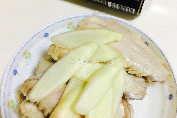 黑啤子姜焖鸭翅的做法图解2