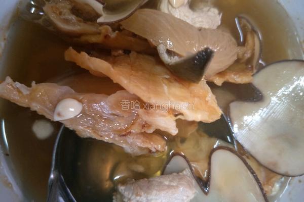 鳄鱼瘦肉汤的做法图解5