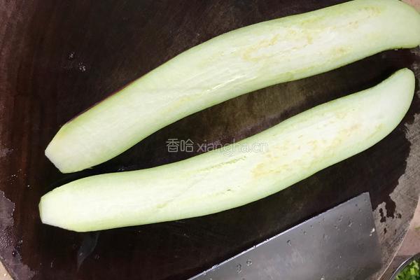 肥肉末烧茄子的做法图解3