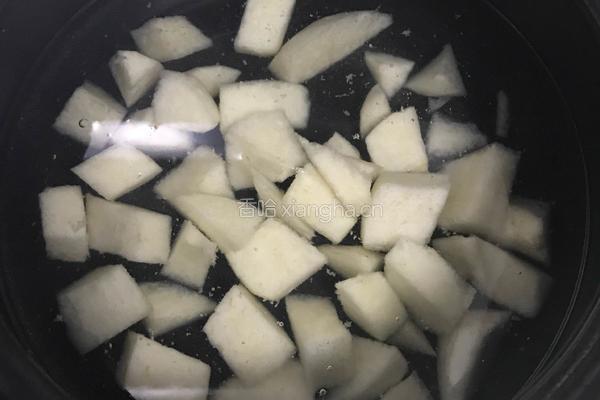 冰糖雪梨的做法图解5