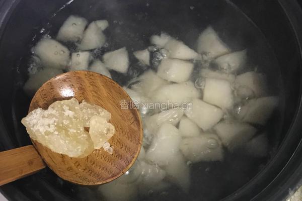 冰糖雪梨的做法图解6