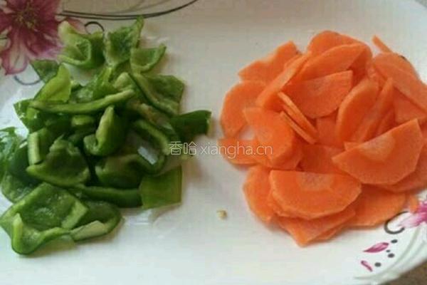 鲜炒土豆片的做法图解2