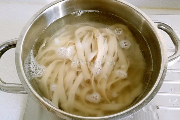 肉丝炒面的做法图解12