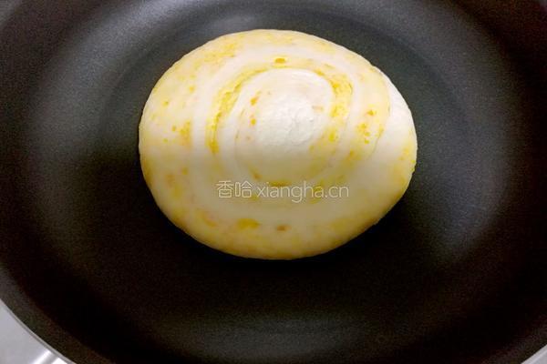 蛋黄千层饼的做法图解18
