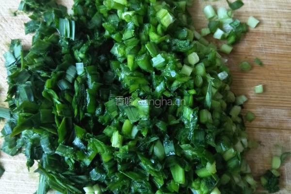 猪肉韭菜馅的做法图解4