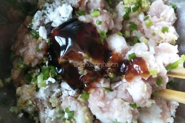 猪肉韭菜馅的做法图解8
