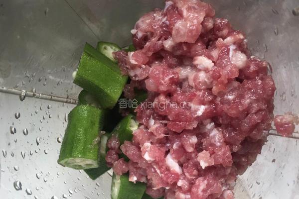 调整胃秋葵粥的做法图解3