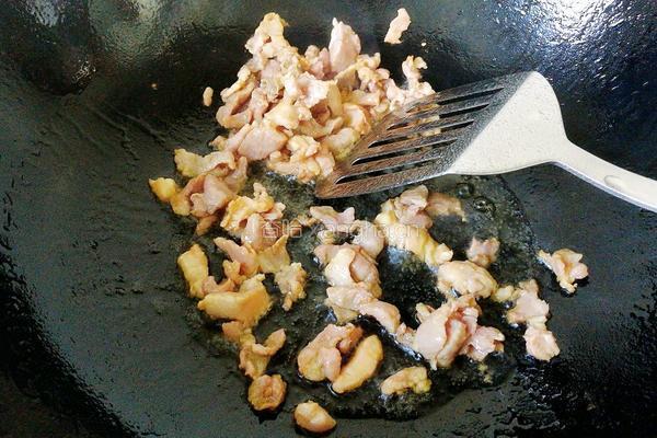 芹菜炒肉丝的做法图解5