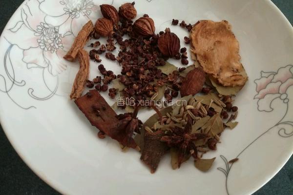 红烧猪脆骨的做法图解3