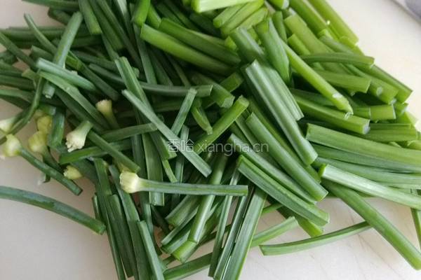 韭菜苔炒黄鳝的做法图解3