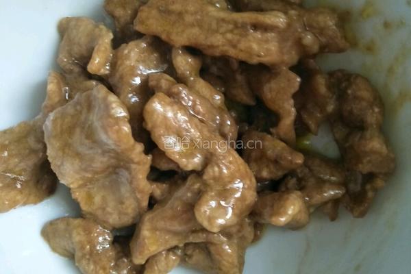 海鲜菇炒肉片的做法图解8