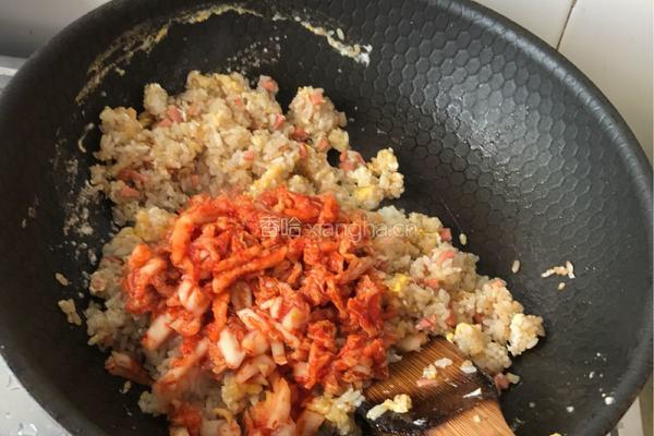 辣白菜炒饭的做法图解5