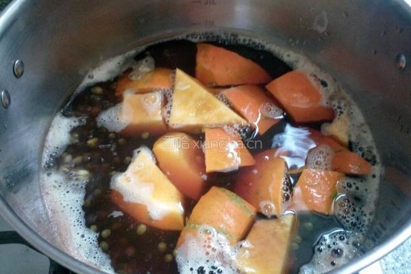 绿豆南瓜汤的做法图解5