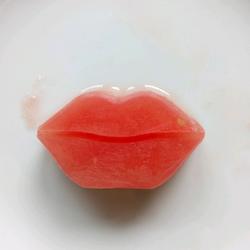 西瓜冰唇的做法[图]