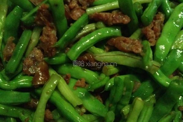 四季豆炒腊肉的做法图解7
