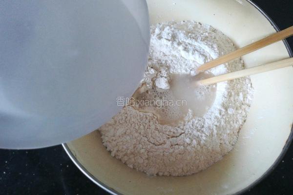 包菜肉馅包的做法图解2