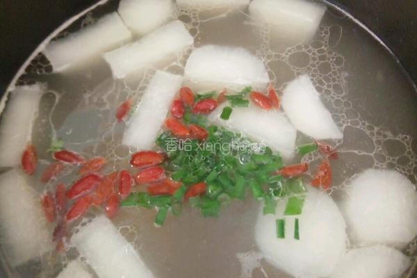 白萝卜玉米排骨汤的做法图解9
