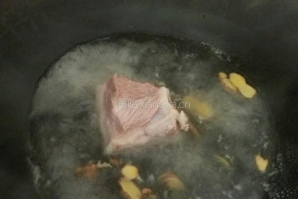 蒜台炒肉的做法图解1