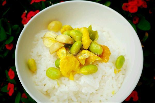 青豆莲子烩鸡蛋的做法图解5