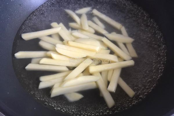 炸薯条的做法图解4