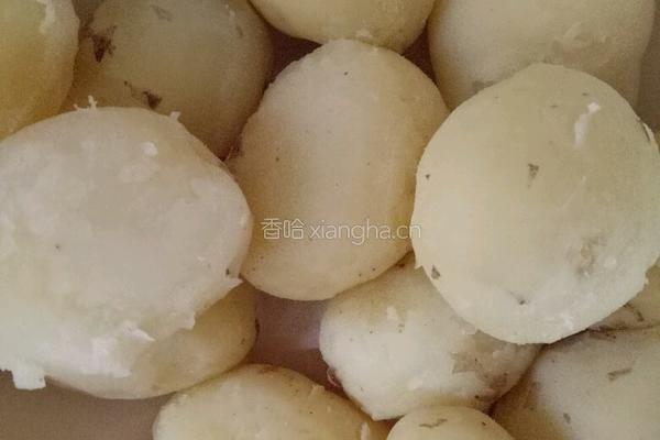 红烧土豆条的做法图解1