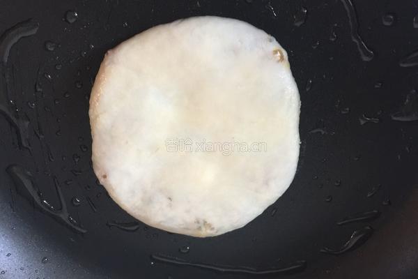 猪肉洋葱馅饼的做法图解18