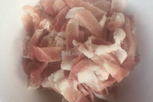 炸酥肉的做法图解1