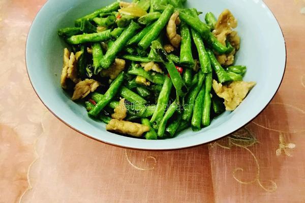 干煸豇豆炒肉片的做法图解8