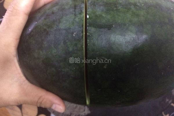 西瓜水果盘的做法图解2