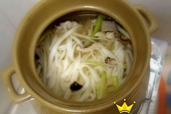 猪杂汤河粉的做法图解7