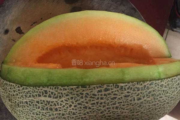 鲨鱼嘴哈蜜瓜的做法图解9